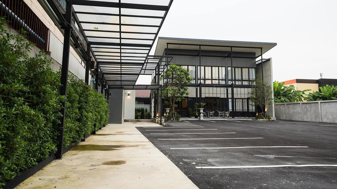 Villa23 Residence Bangkok Esterno foto